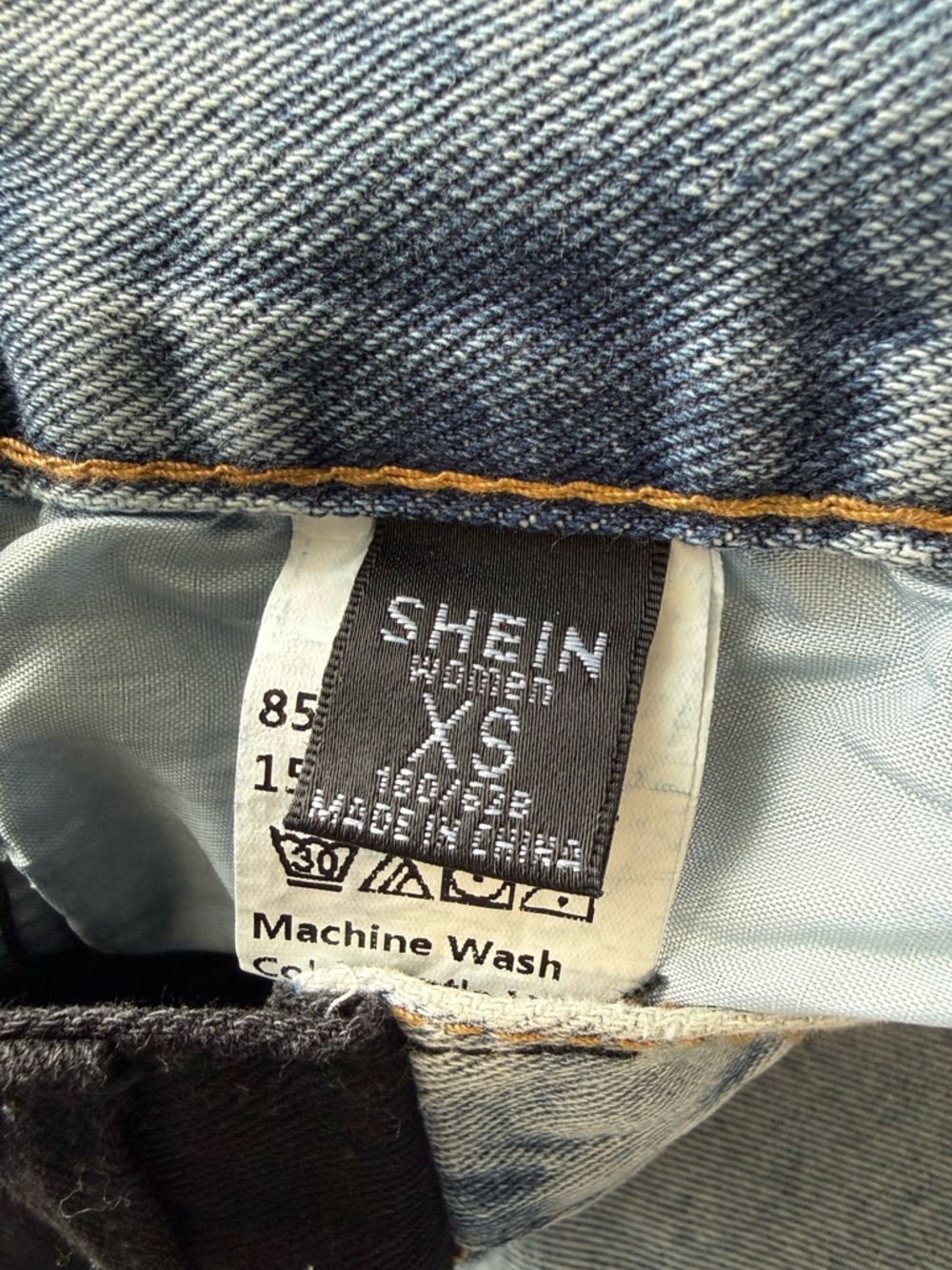 SHEIN Two-Tone Straight Leg Jeans - Blue in Front and Black in Back Size XS - Picture 7 of 12